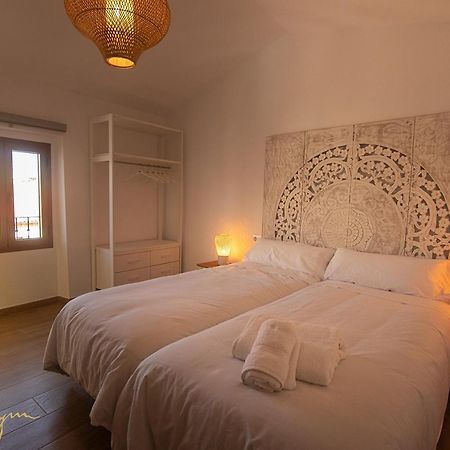Apartamentos Turisticos Abrilymarzo Касерес Экстерьер фото